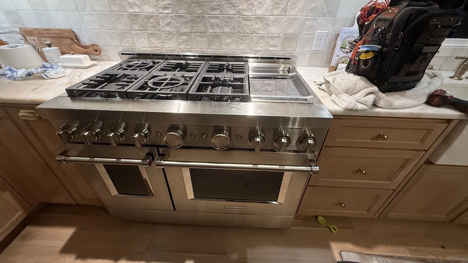 KitchenAid Appliance Repair in Edmond & OKC 2 Stainless KitchenAid gas range with two ovens in a kitchen.